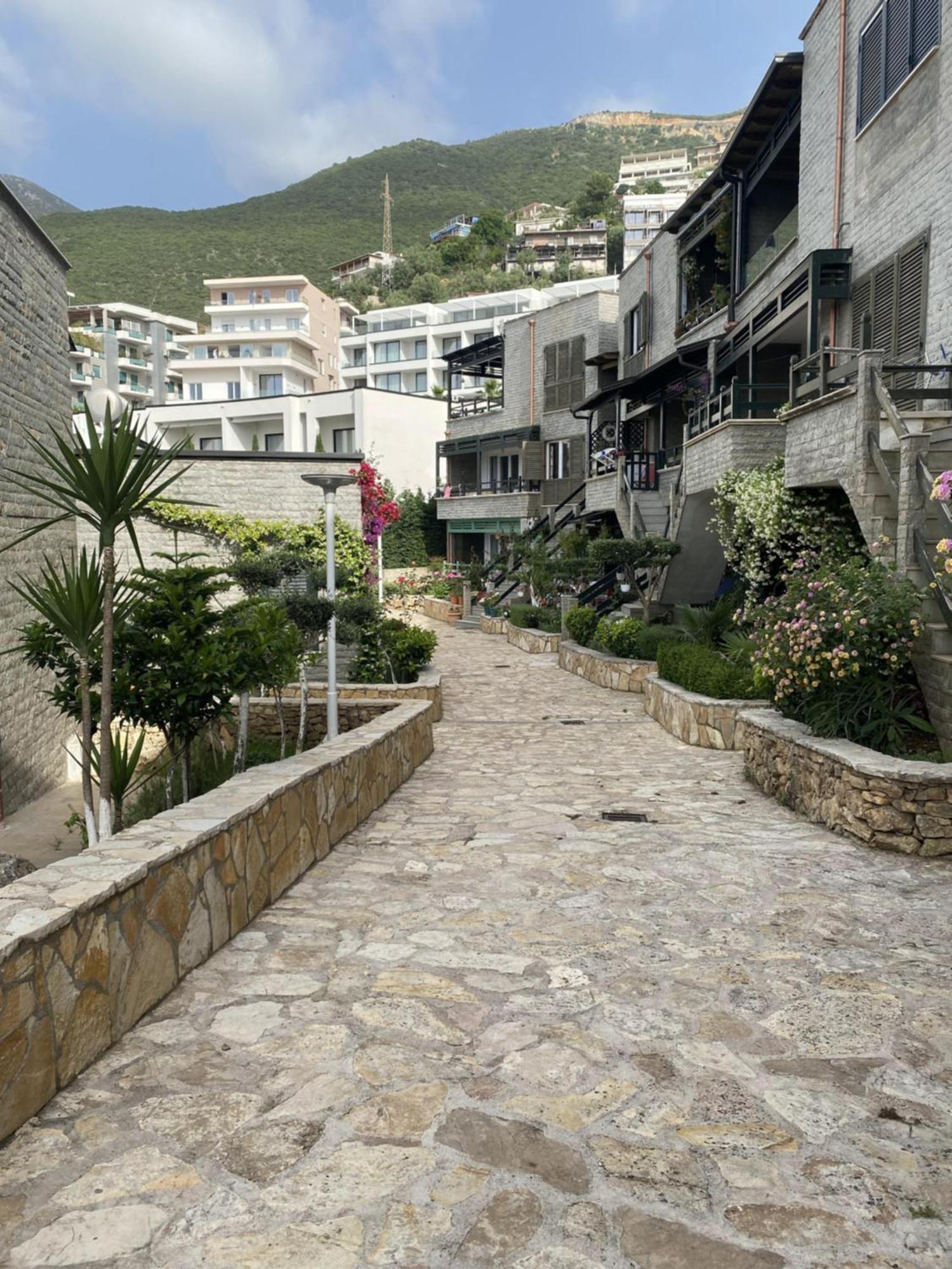 Aquamarine Apartments 1, Vlorë Екстериор снимка